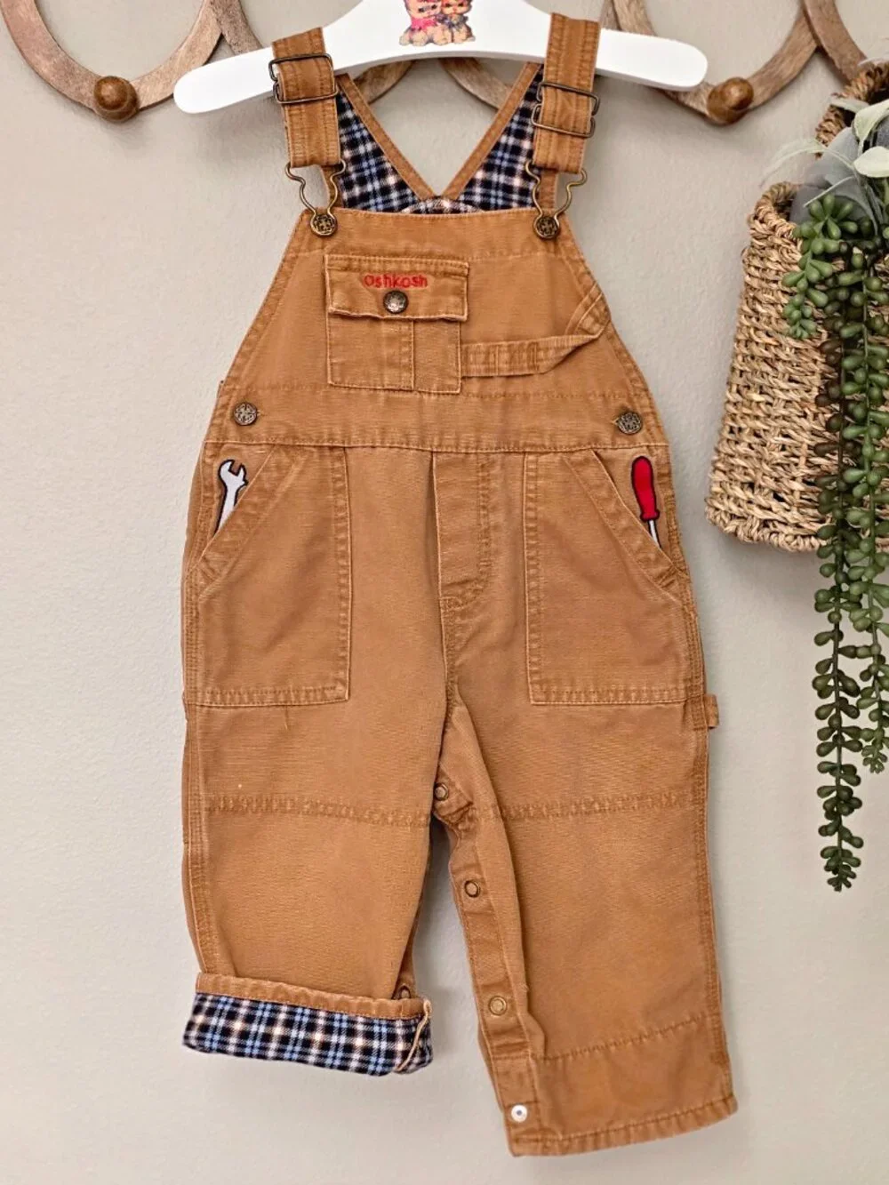 OshKosh B’gosh Khaki Handyman Overalls – Infant Size 12 Months